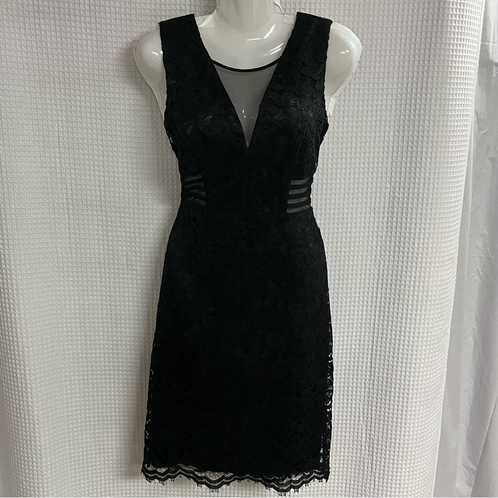 Enfocus ladies' Black knee length Lace Dress size 6